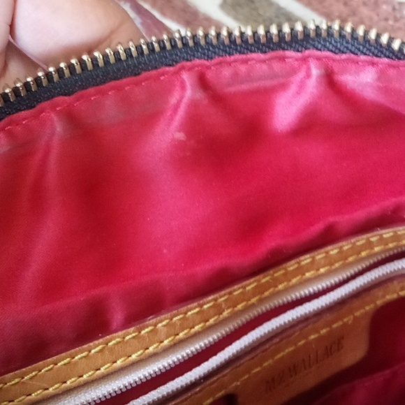 MZ Wallace crossbody or shoulder bag, leather trim red satin inner  liner - Picture 10 of 10